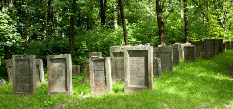 Old Jewish cemetery